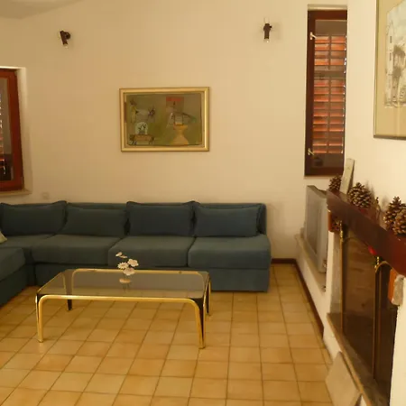 Pine Wood Oasis شقة