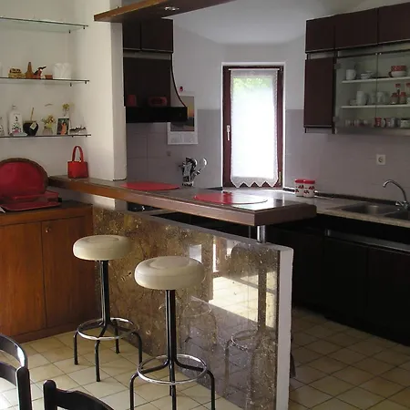 Pine Wood Oasis شقة *