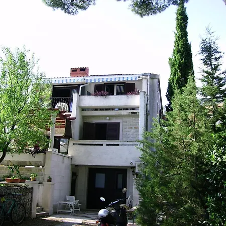Pine Wood Oasis شقة *